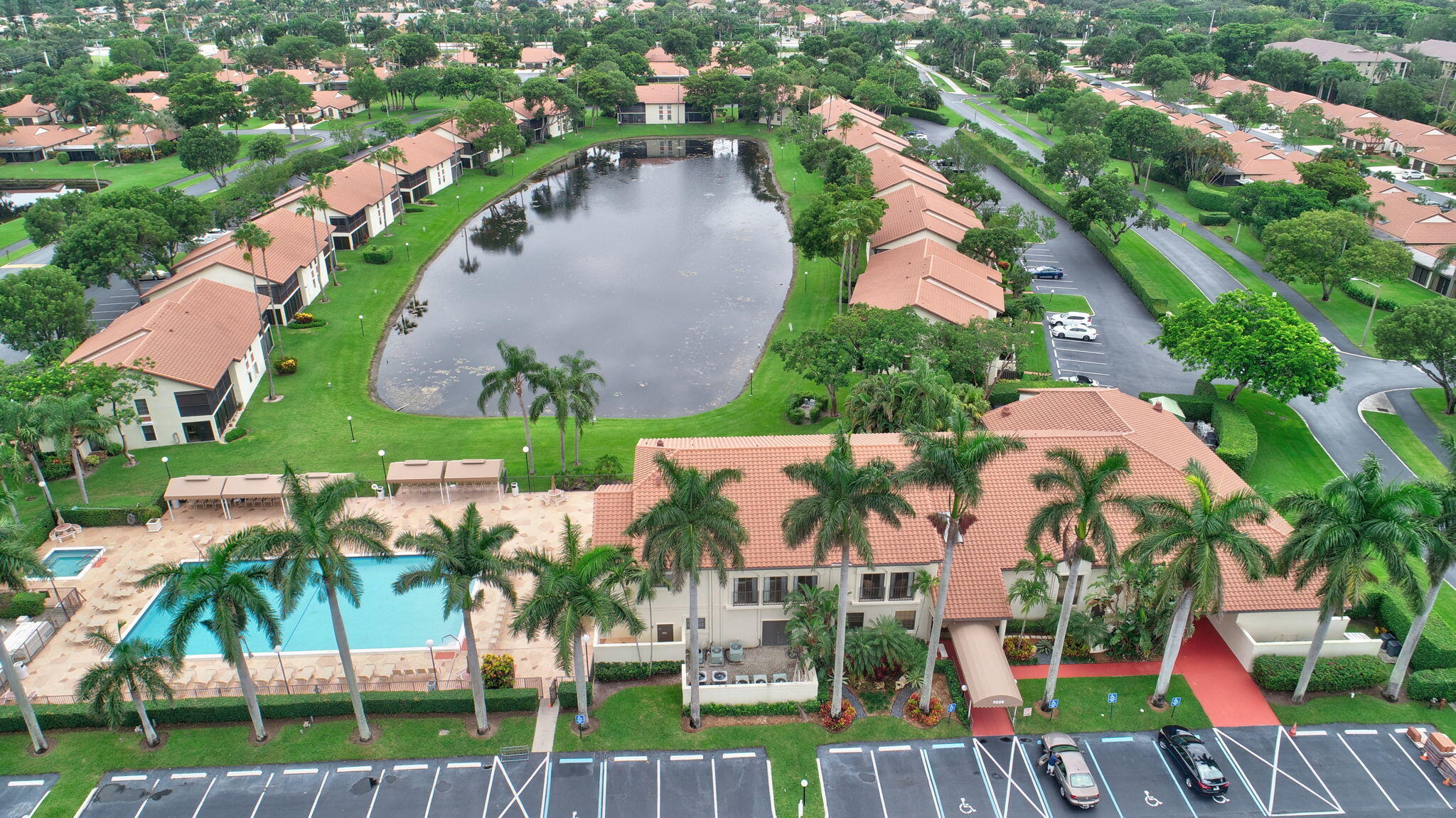 Palm Chase Lakes - Residential