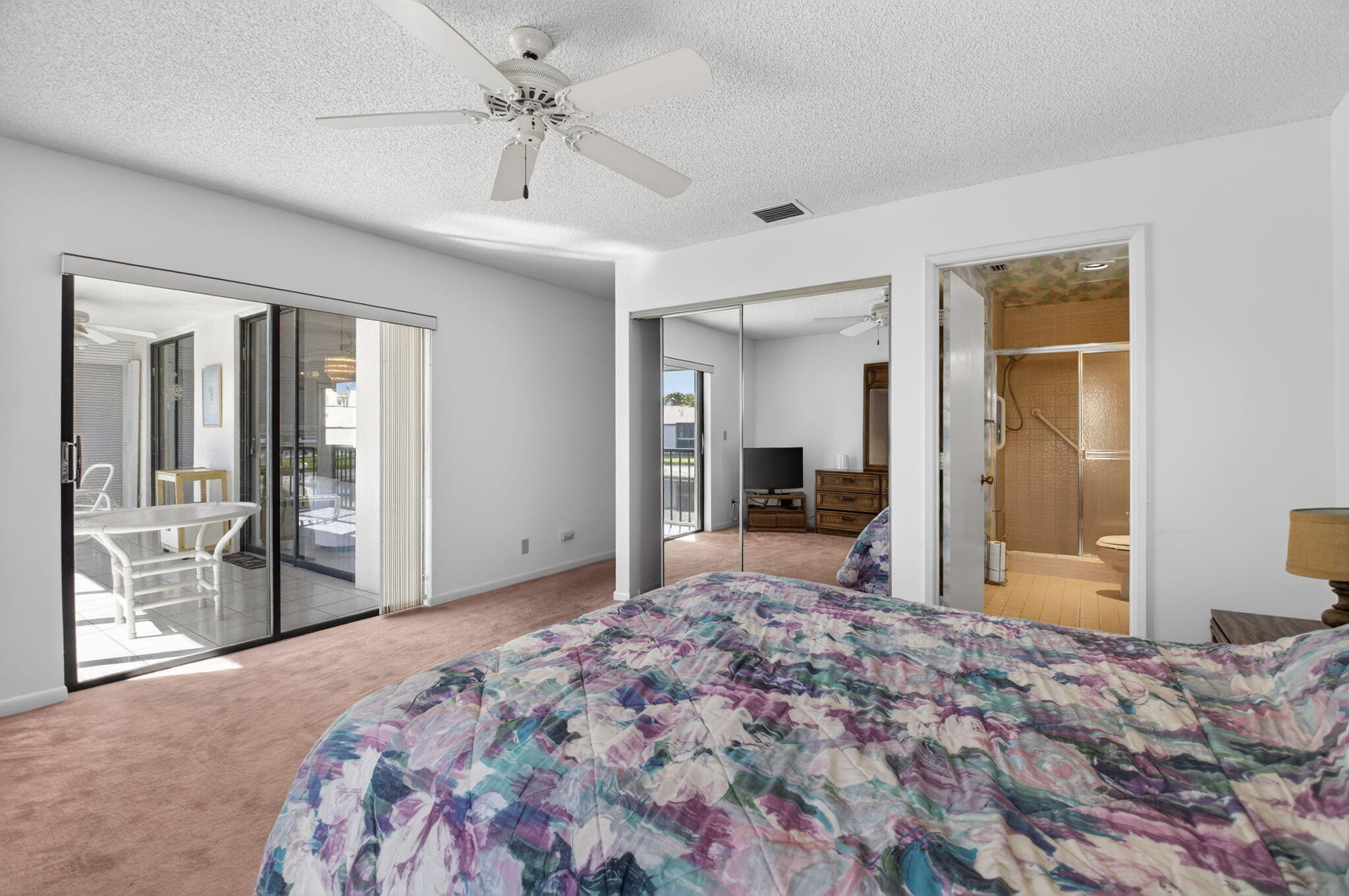 Palm Chase Lakes - Residential