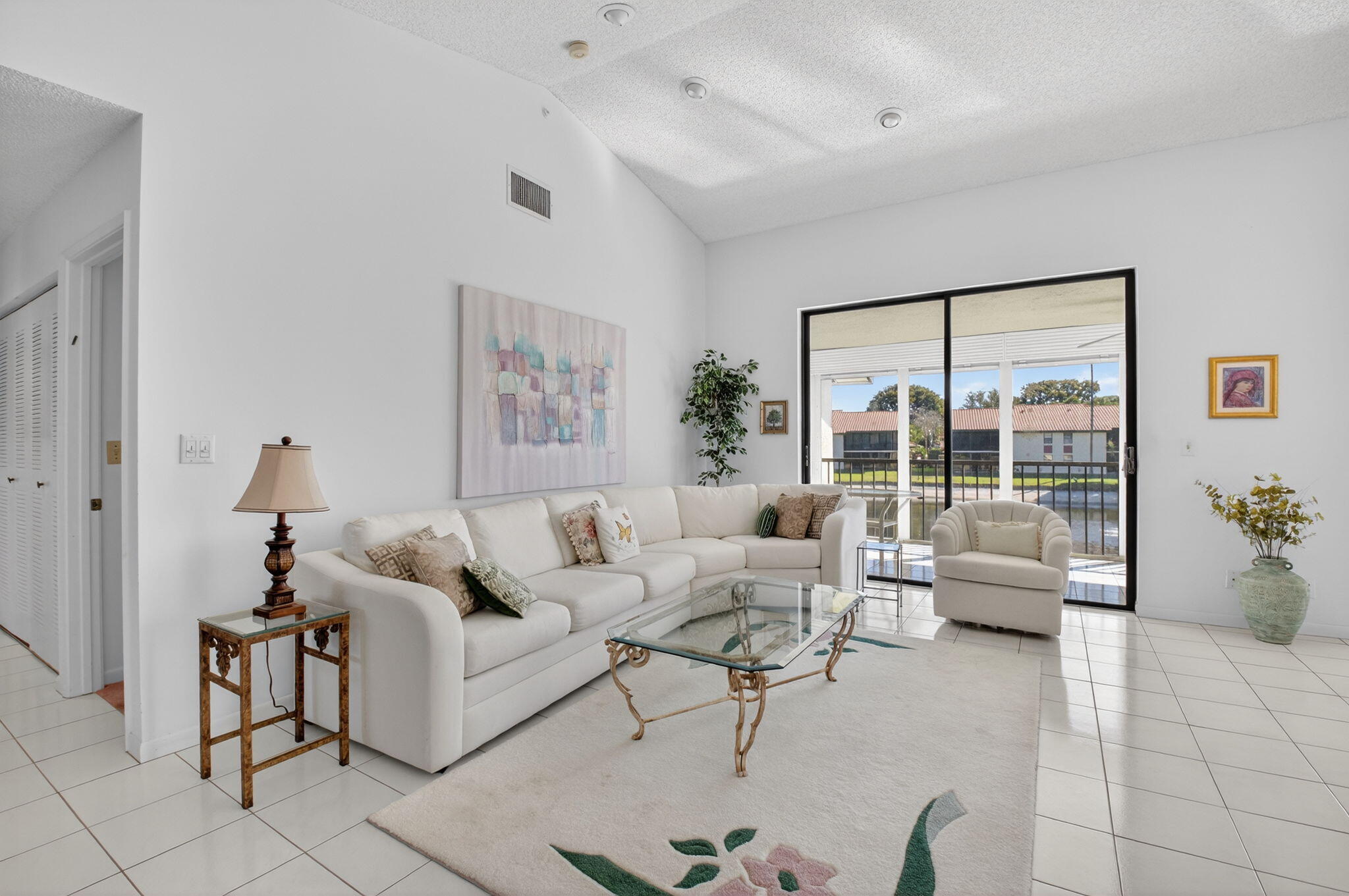 Palm Chase Lakes - Residential