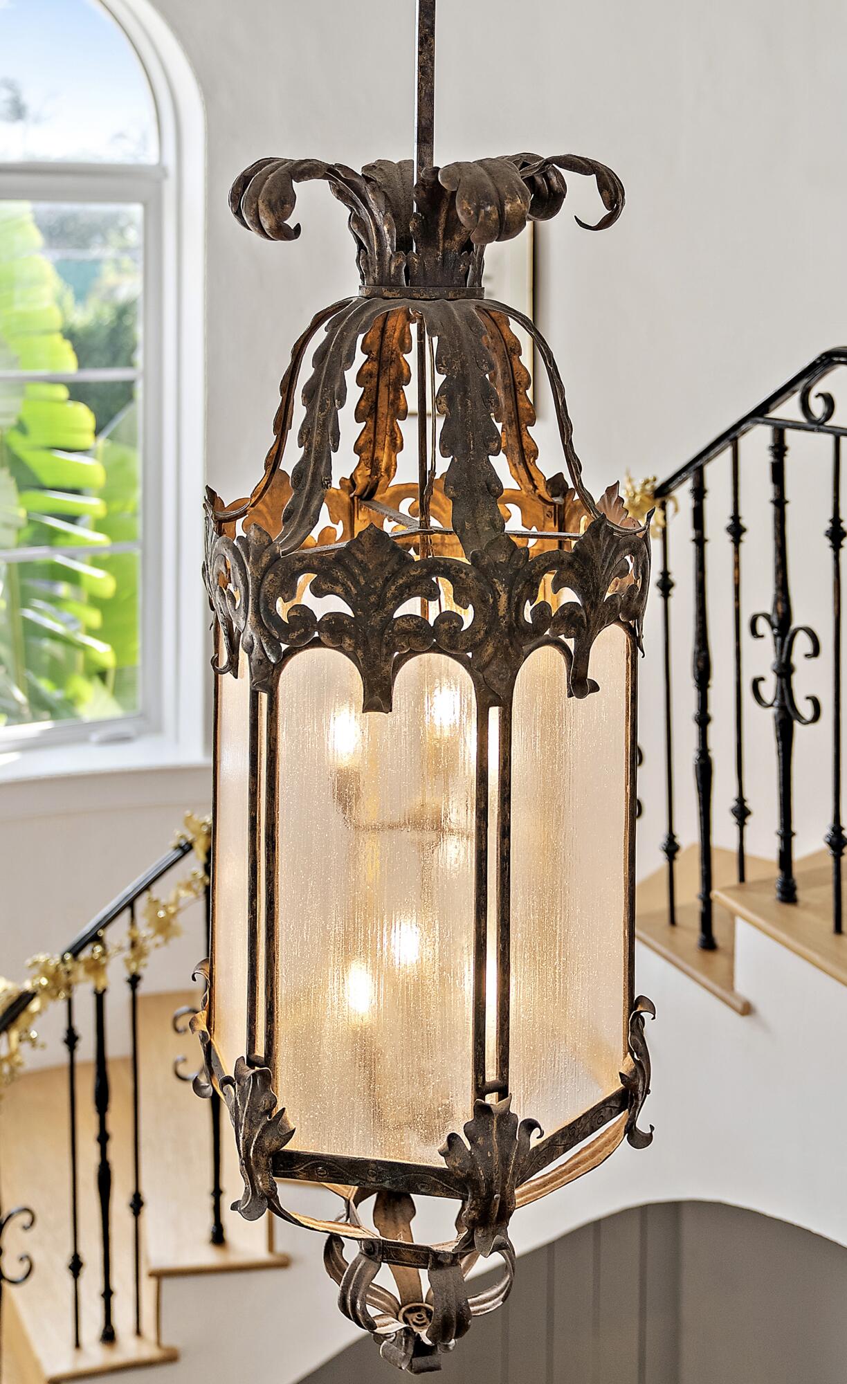 Tropical Isle - Residential