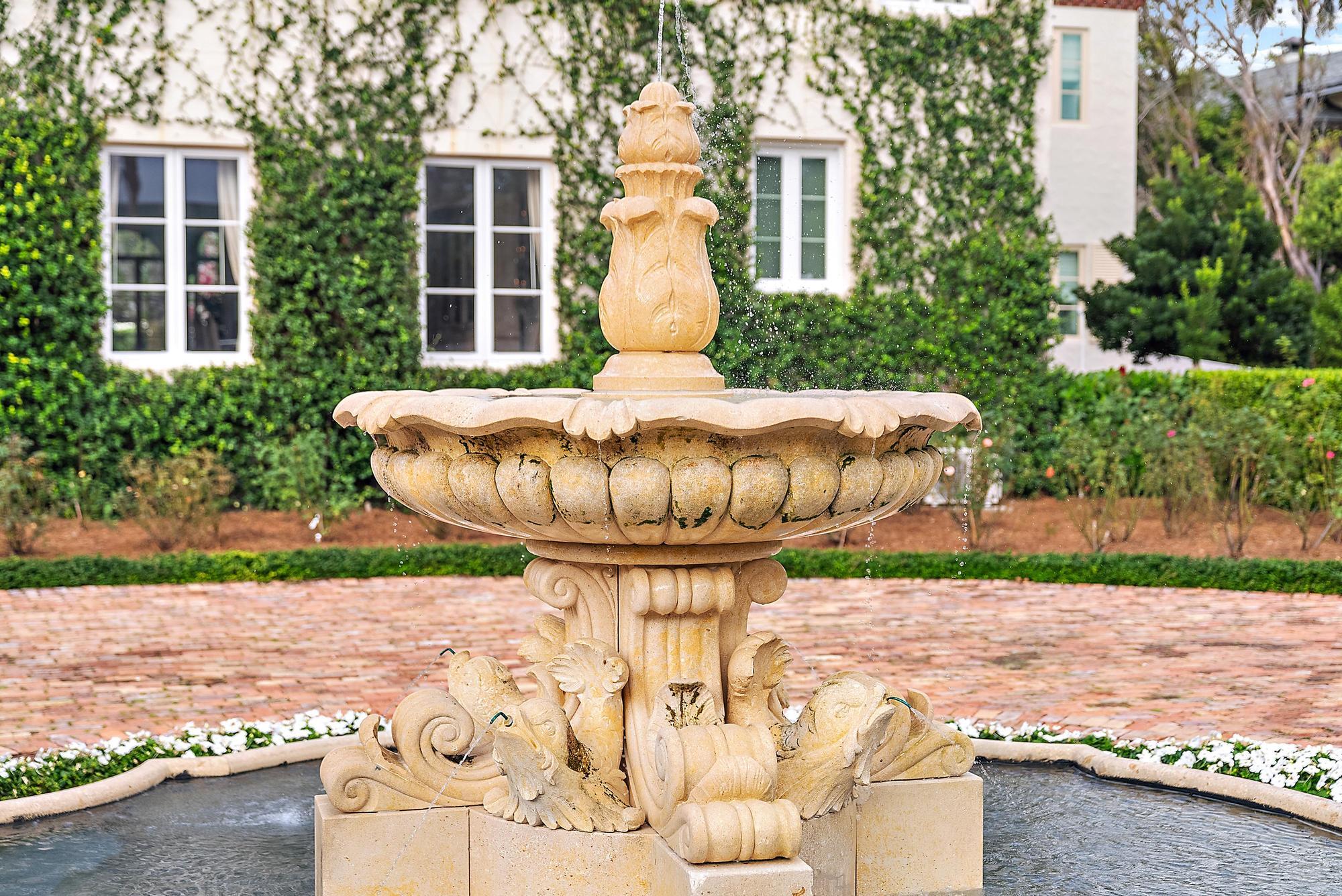 Tropical Isle - Residential