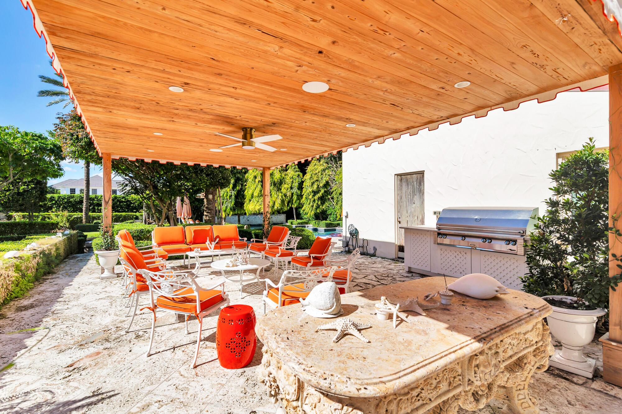 Tropical Isle - Residential