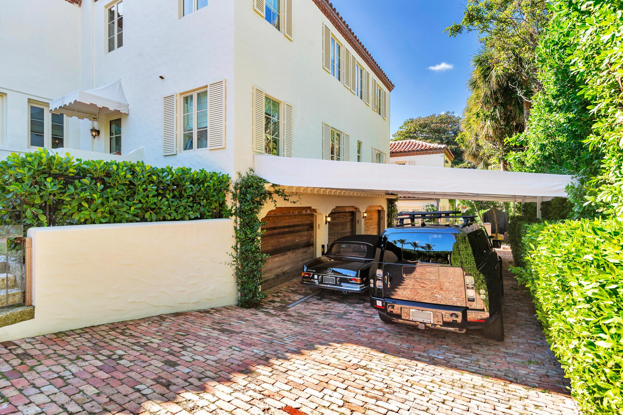 Tropical Isle - Residential