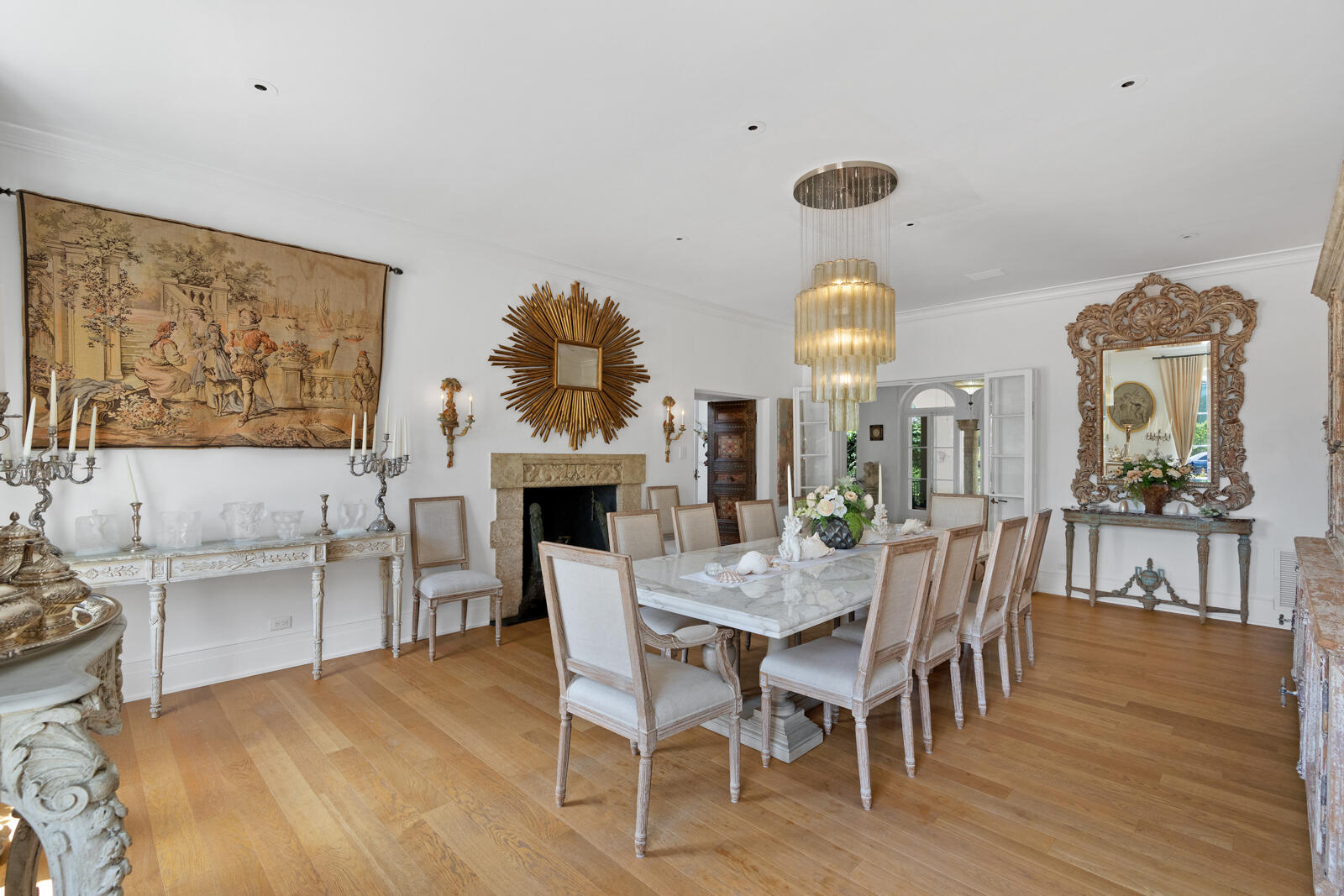 Tropical Isle - Residential