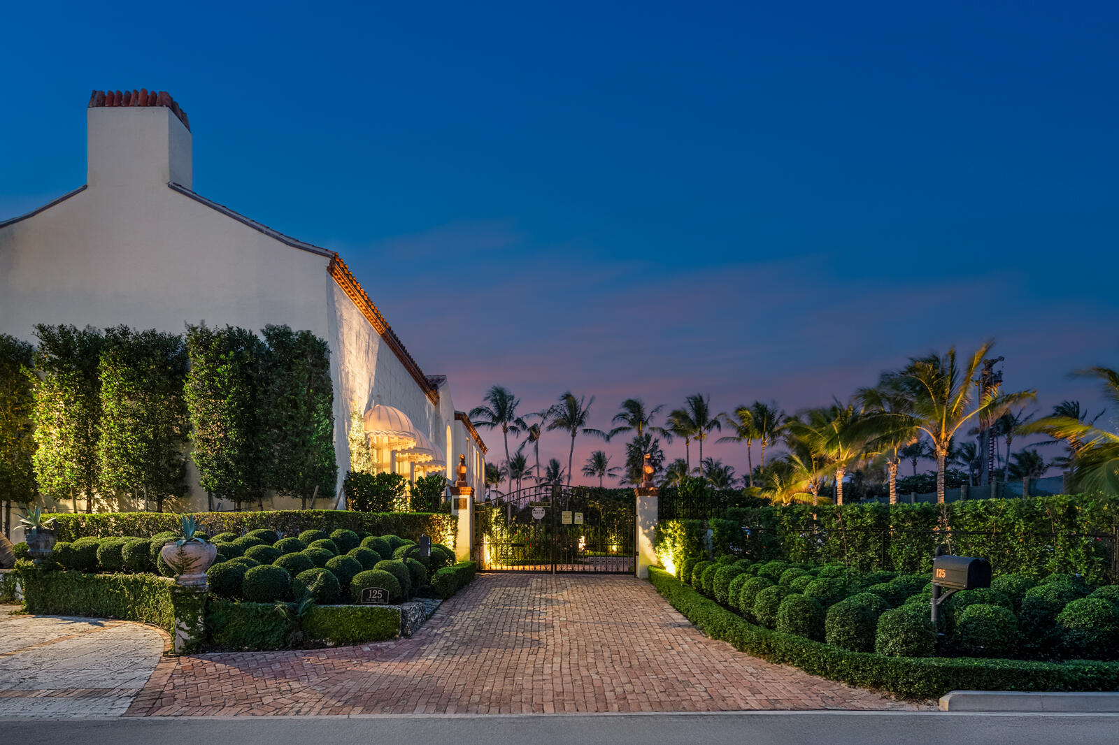 Tropical Isle - Residential