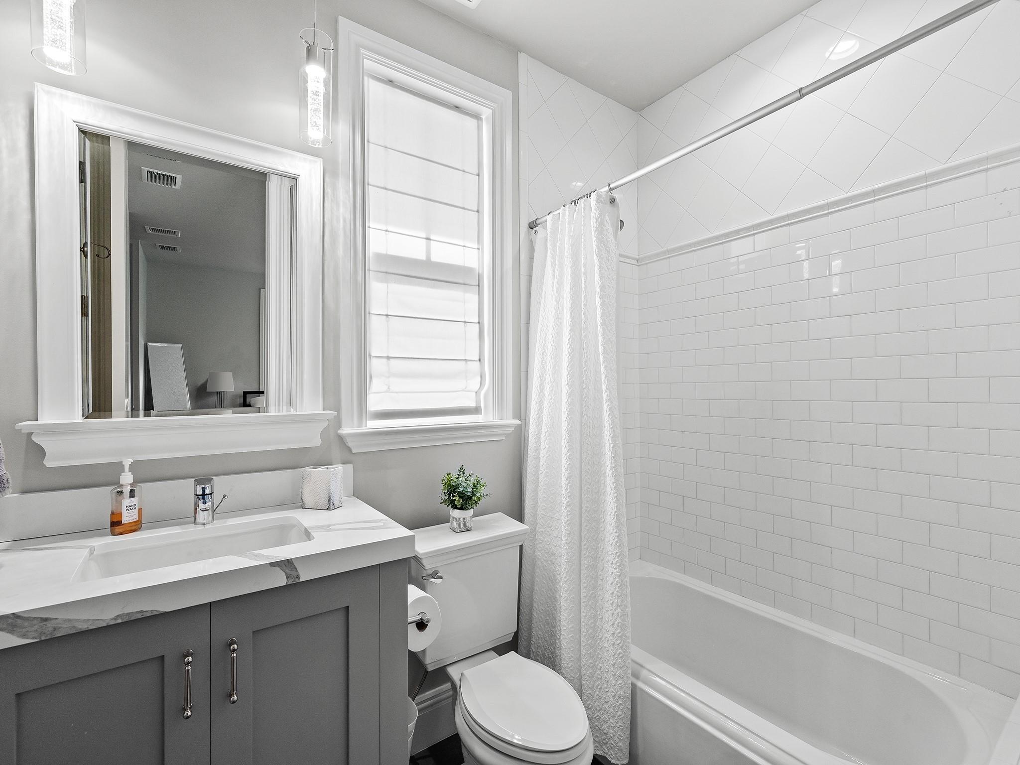 Rio Vista Isles - Residential