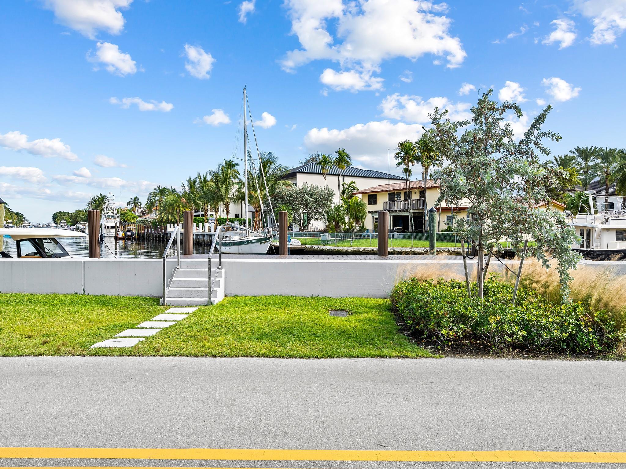 Rio Vista Isles - Residential