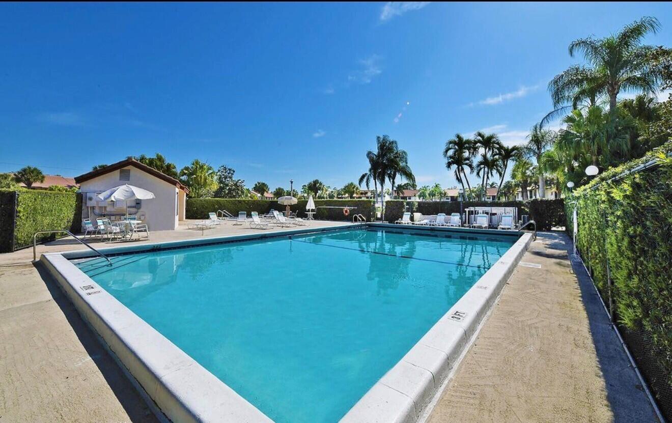 BOCA PALMS CONDO I THRU IV - Residential