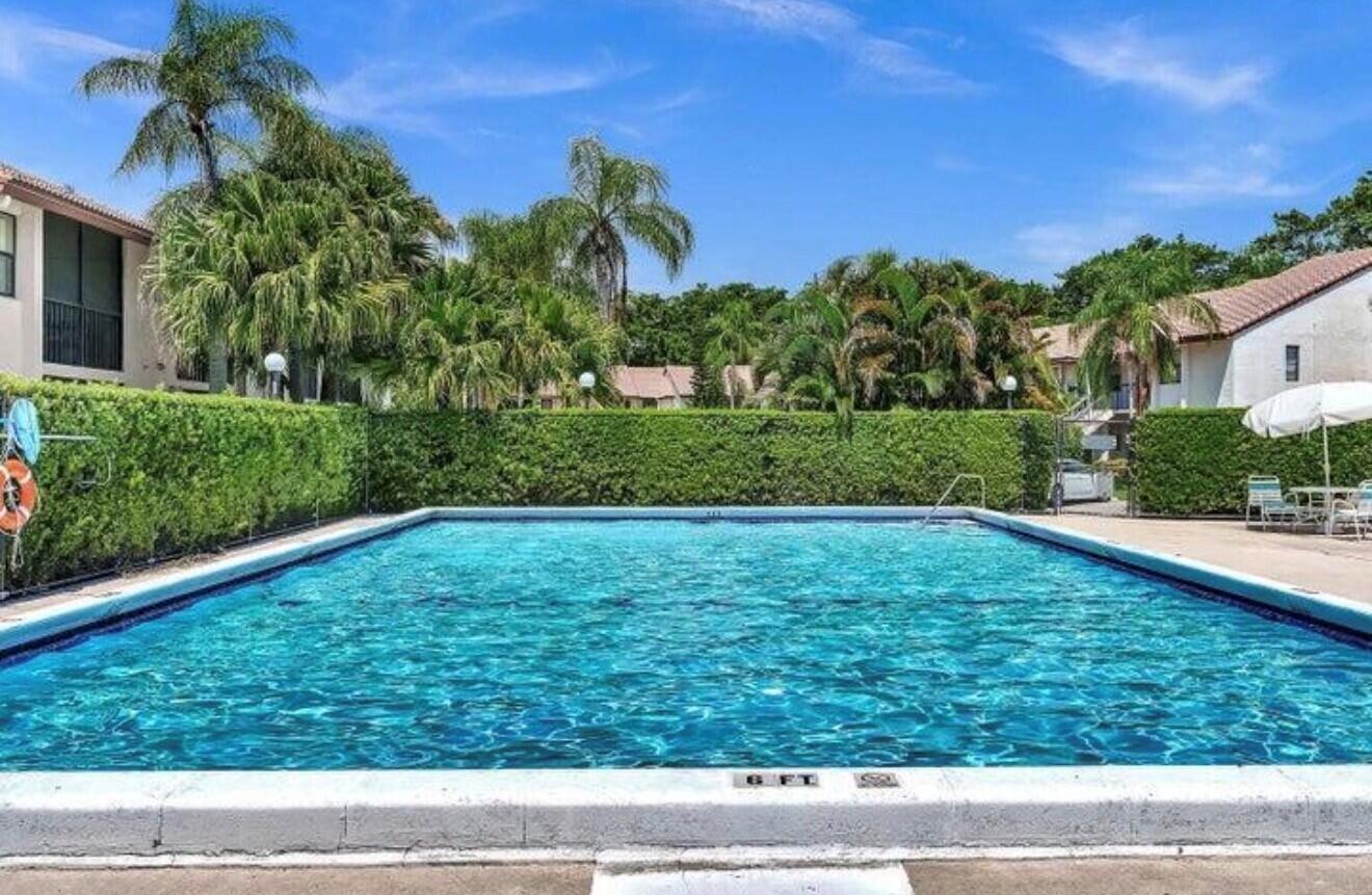 BOCA PALMS CONDO I THRU IV - Residential