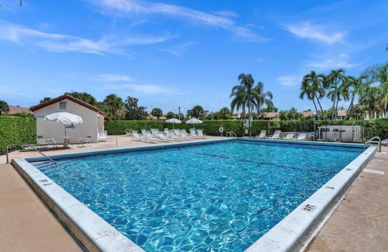 BOCA PALMS CONDO I THRU IV - Residential