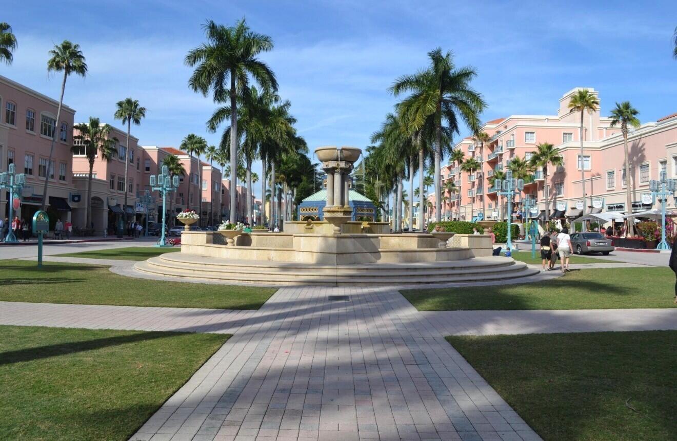 BOCA PALMS CONDO I THRU IV - Residential