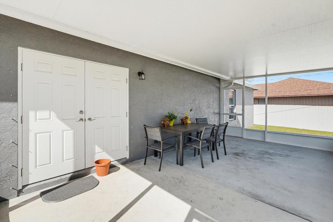 PORT ST LUCIE SECTION 25 - Residential