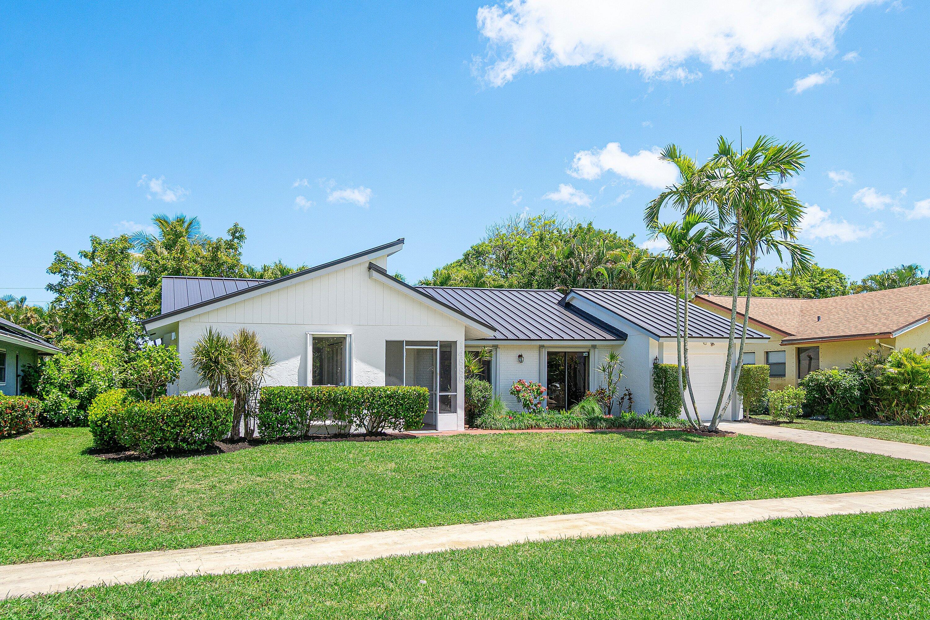 COCO WOOD LAKES - Residential