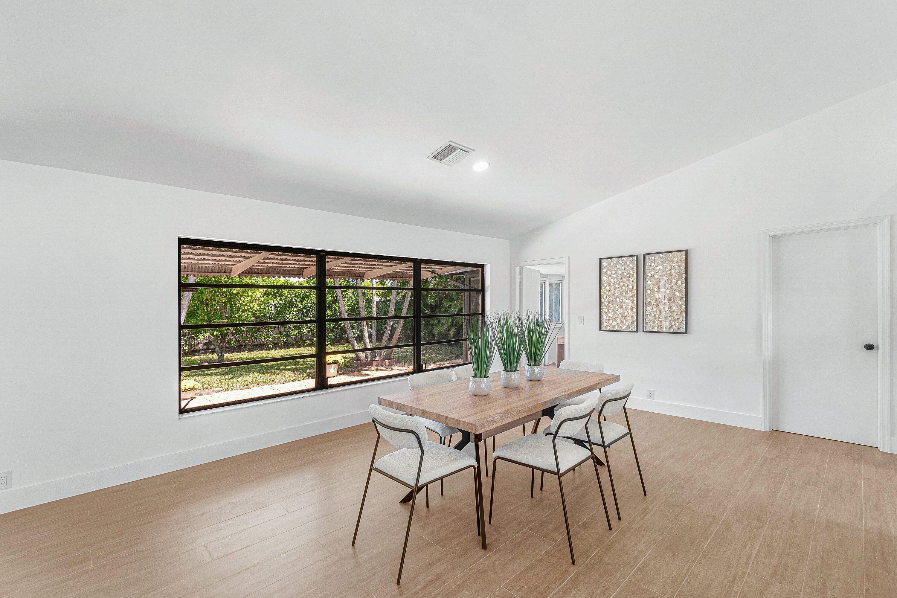 COCO WOOD LAKES - Residential