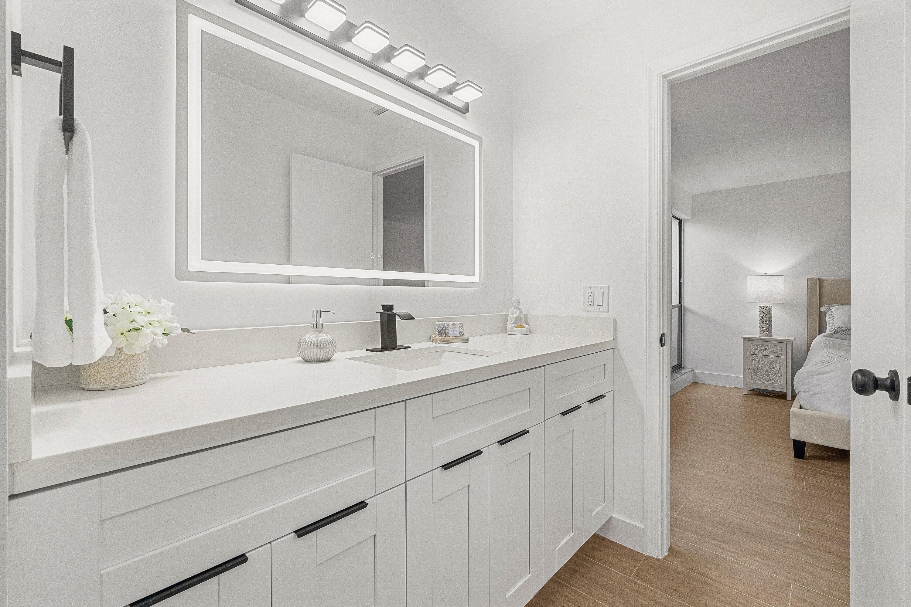 COCO WOOD LAKES - Residential