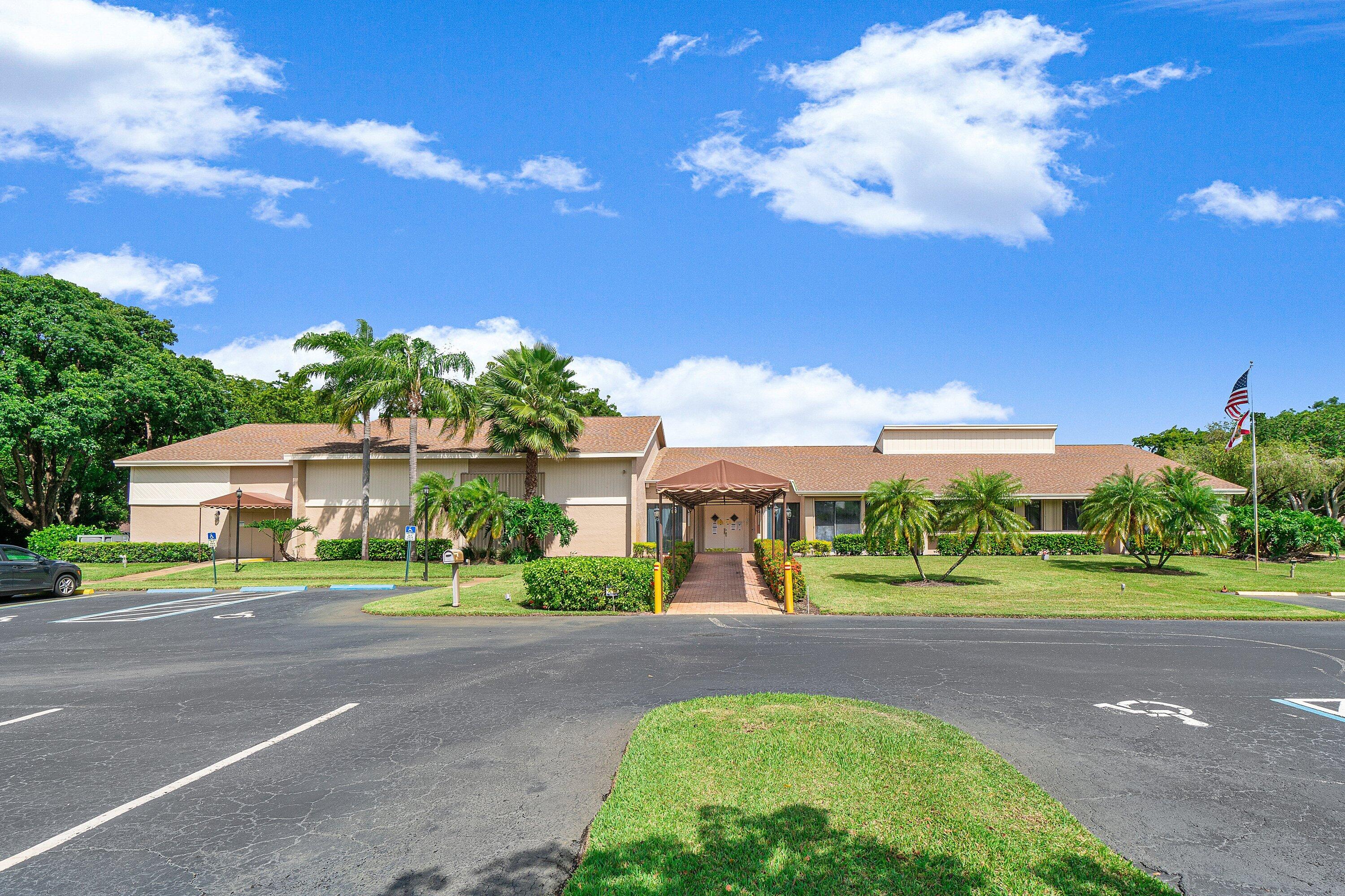 COCO WOOD LAKES - Residential