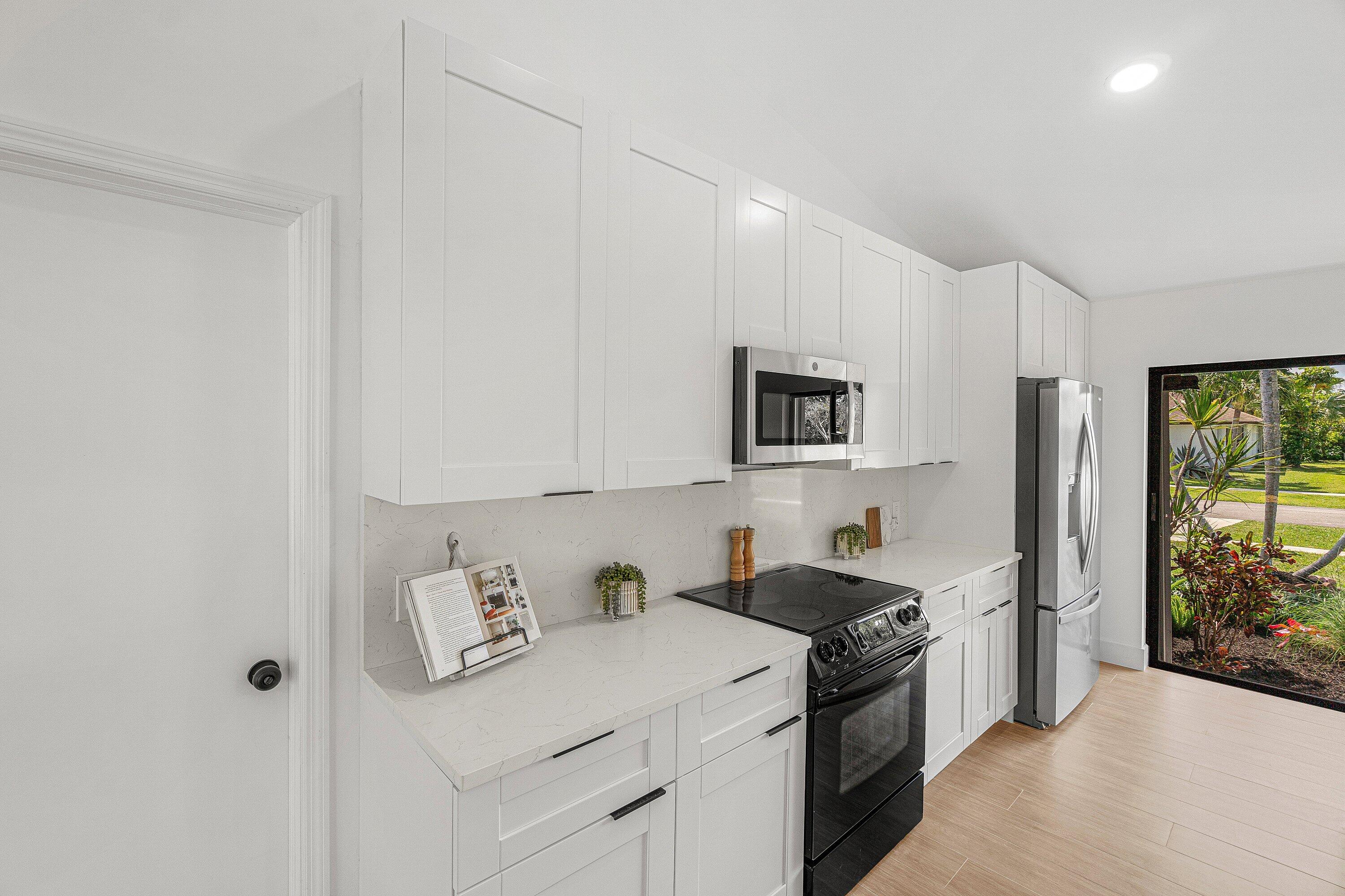 COCO WOOD LAKES - Residential