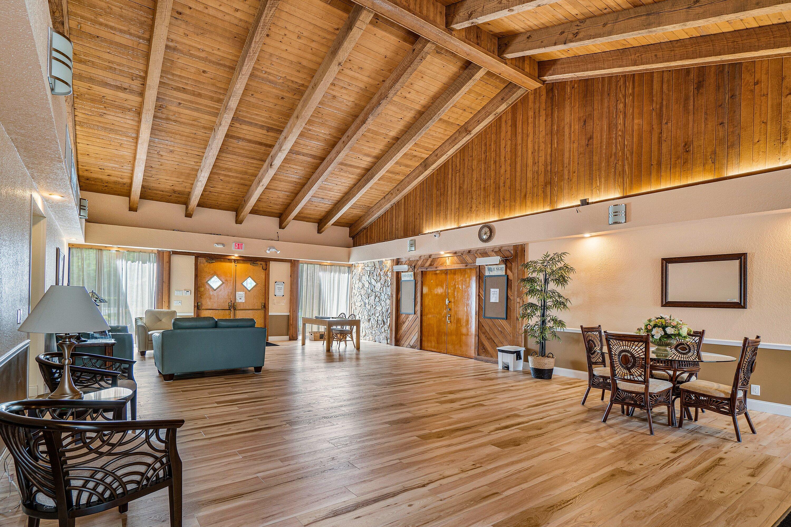 COCO WOOD LAKES - Residential