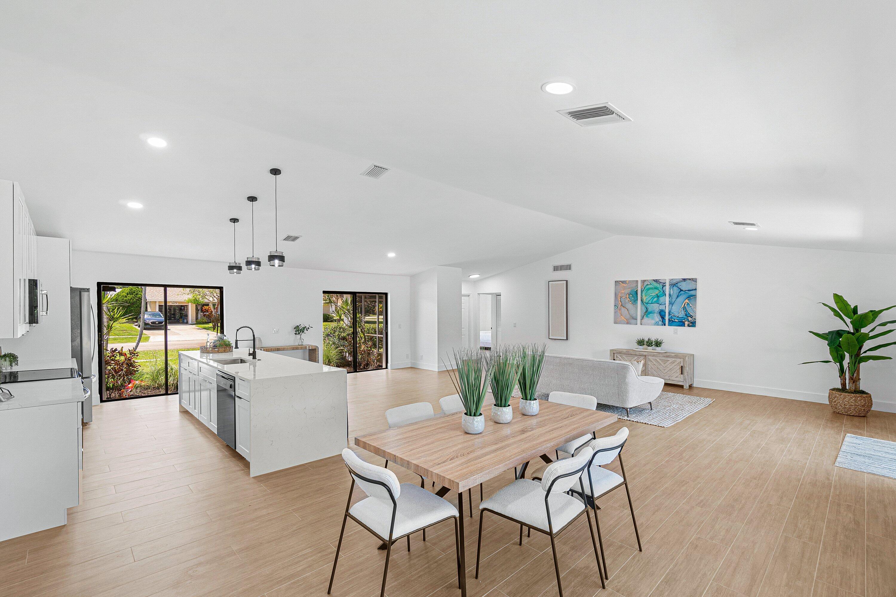 COCO WOOD LAKES - Residential