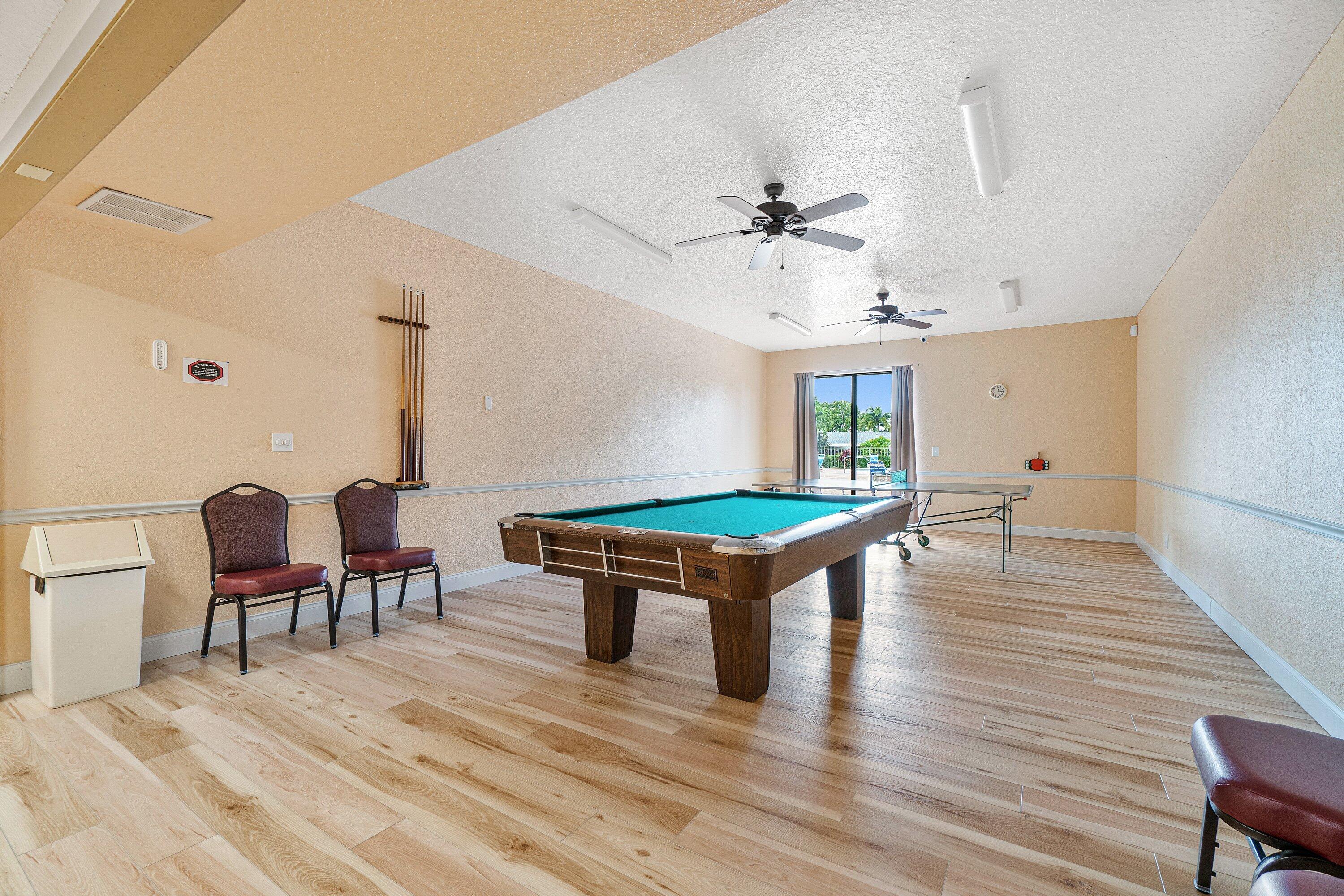 COCO WOOD LAKES - Residential