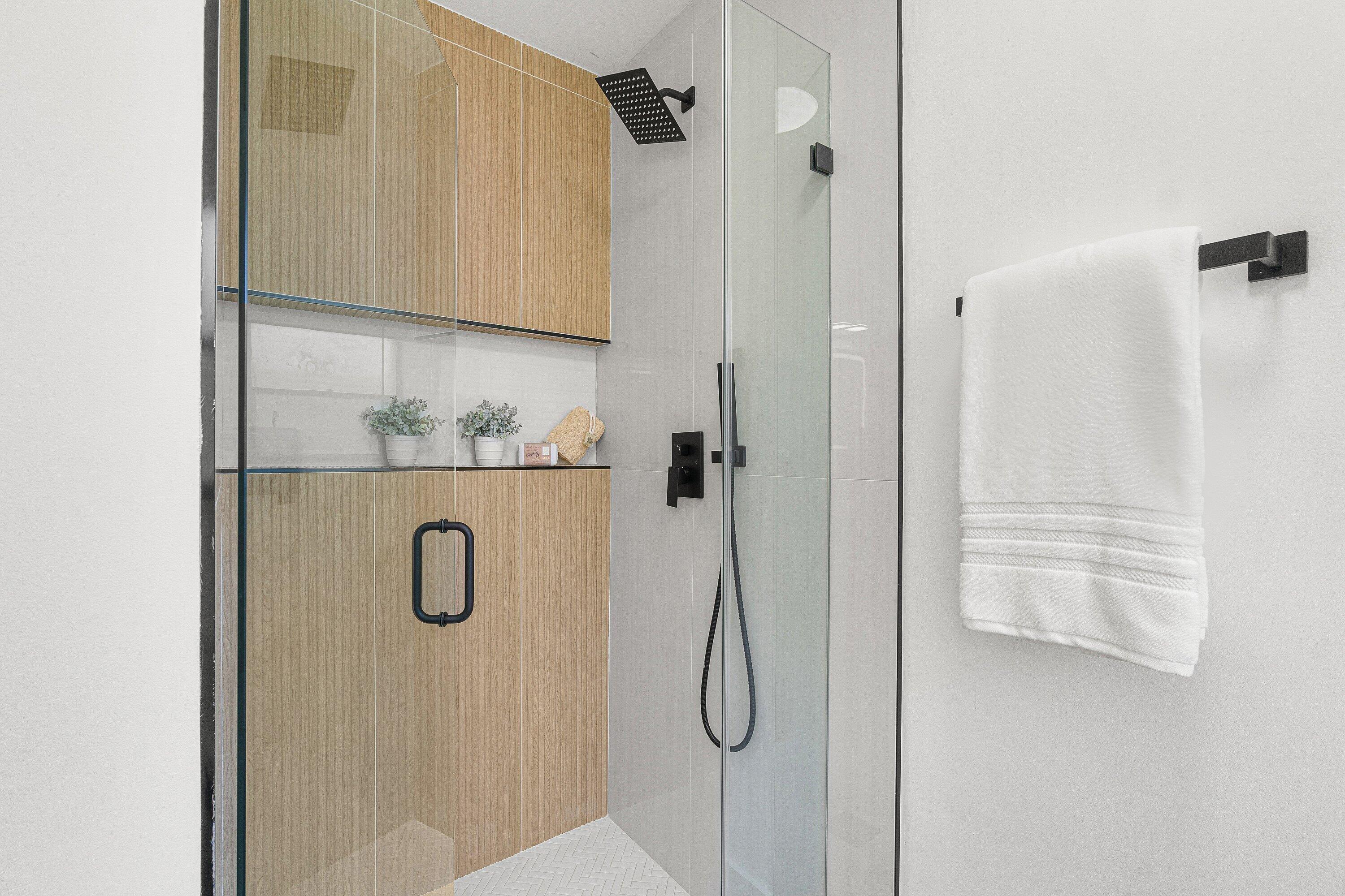 COCO WOOD LAKES - Residential