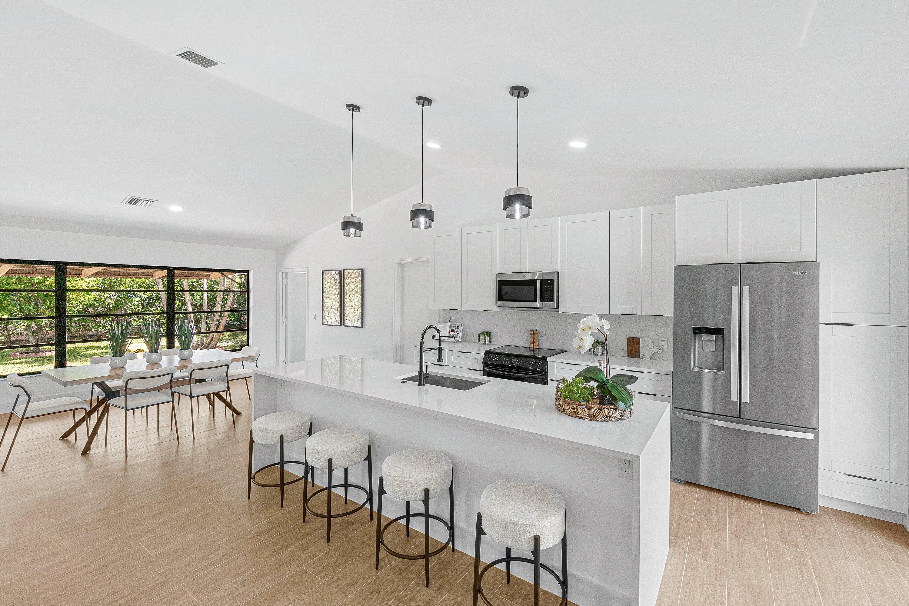 COCO WOOD LAKES - Residential