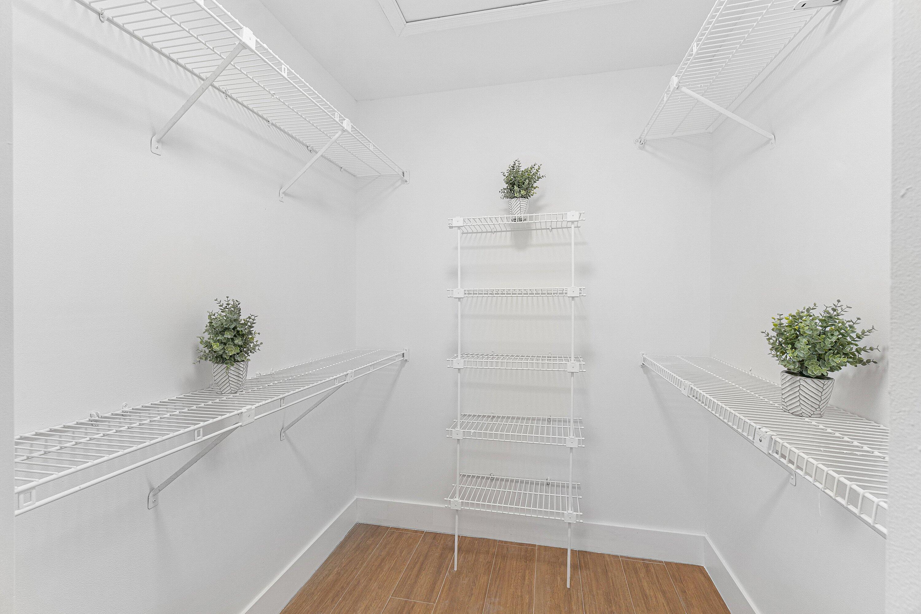 COCO WOOD LAKES - Residential