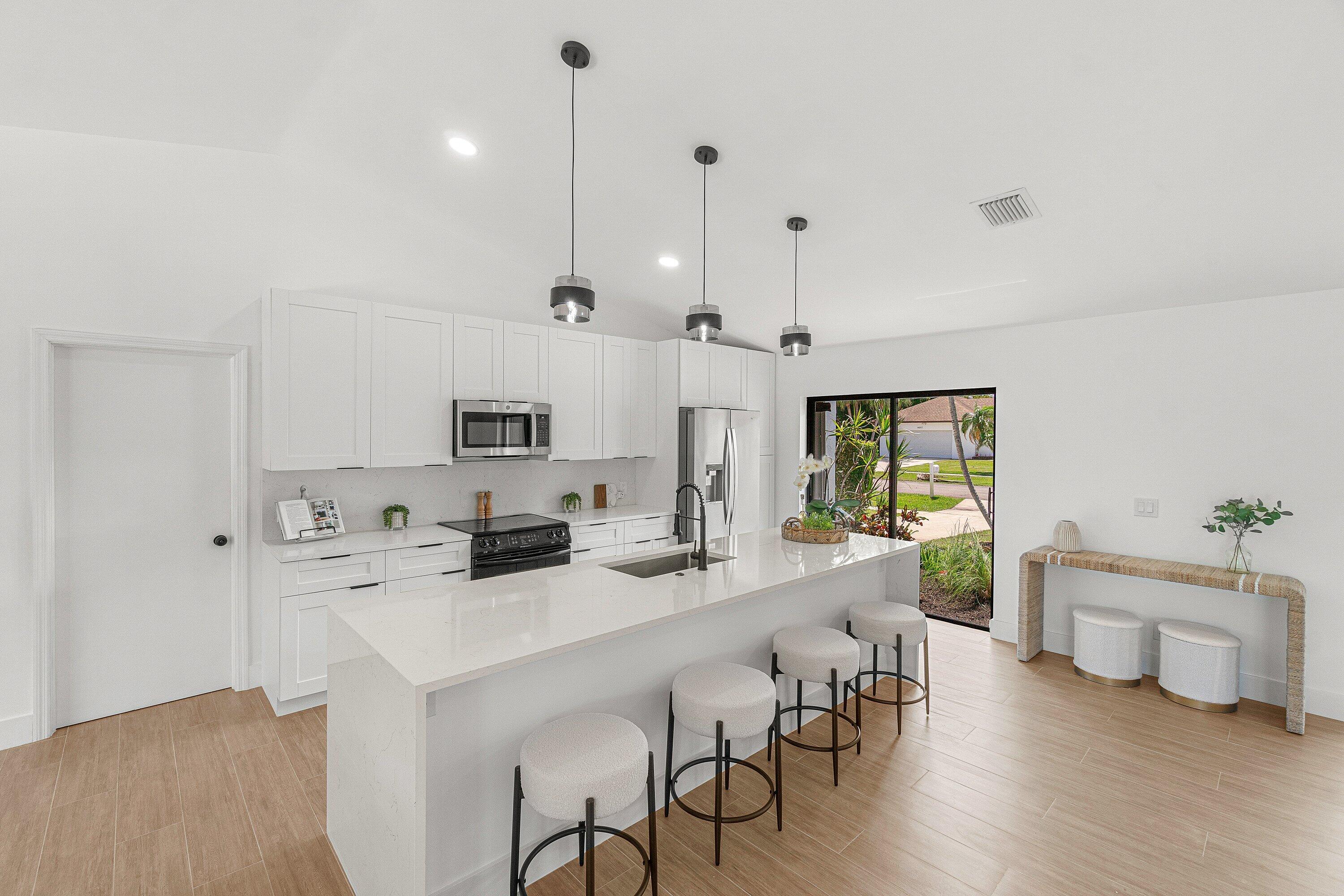 COCO WOOD LAKES - Residential