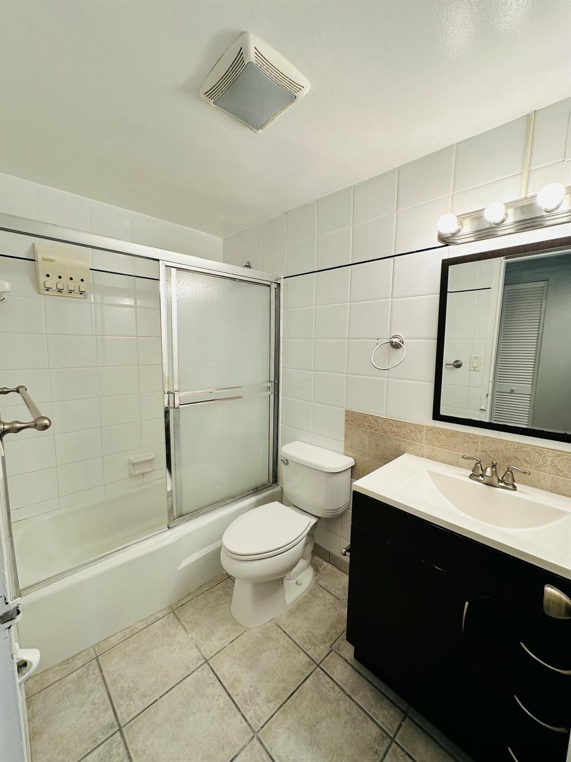 905 Brickell Bay Drive 1223