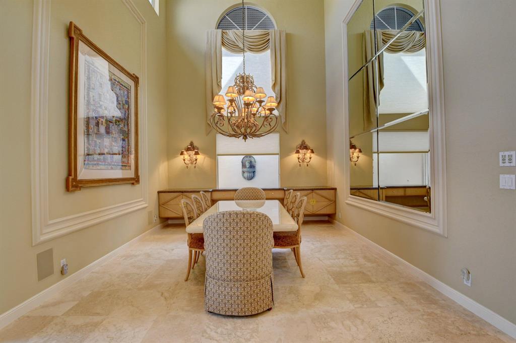 CLUBSIDE AT WOODFIELD COUNTRY CLUB - Residential