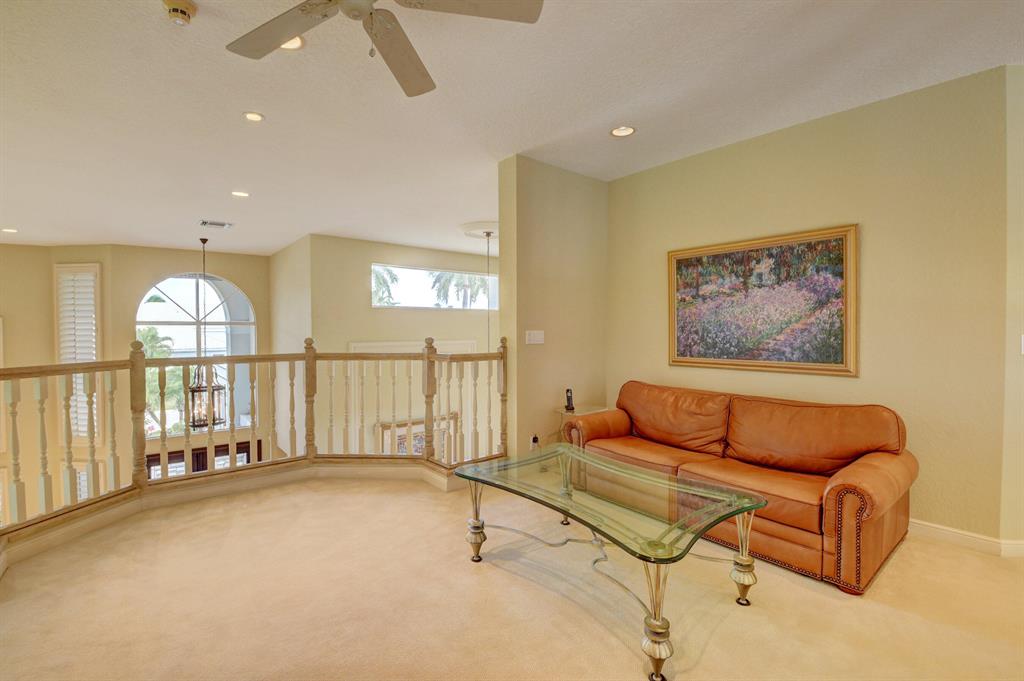 CLUBSIDE AT WOODFIELD COUNTRY CLUB - Residential