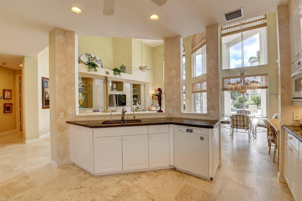 CLUBSIDE AT WOODFIELD COUNTRY CLUB - Residential