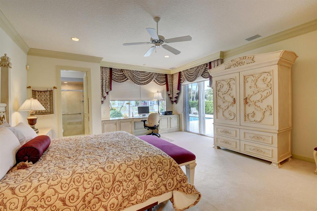 CLUBSIDE AT WOODFIELD COUNTRY CLUB - Residential