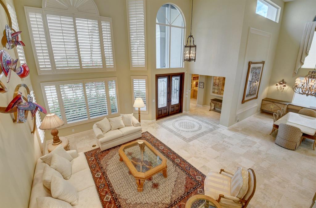 CLUBSIDE AT WOODFIELD COUNTRY CLUB - Residential