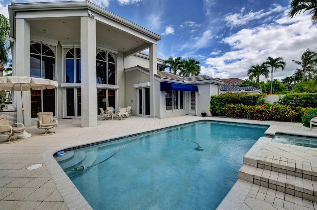 CLUBSIDE AT WOODFIELD COUNTRY CLUB - Residential