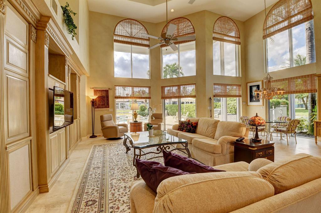 CLUBSIDE AT WOODFIELD COUNTRY CLUB - Residential