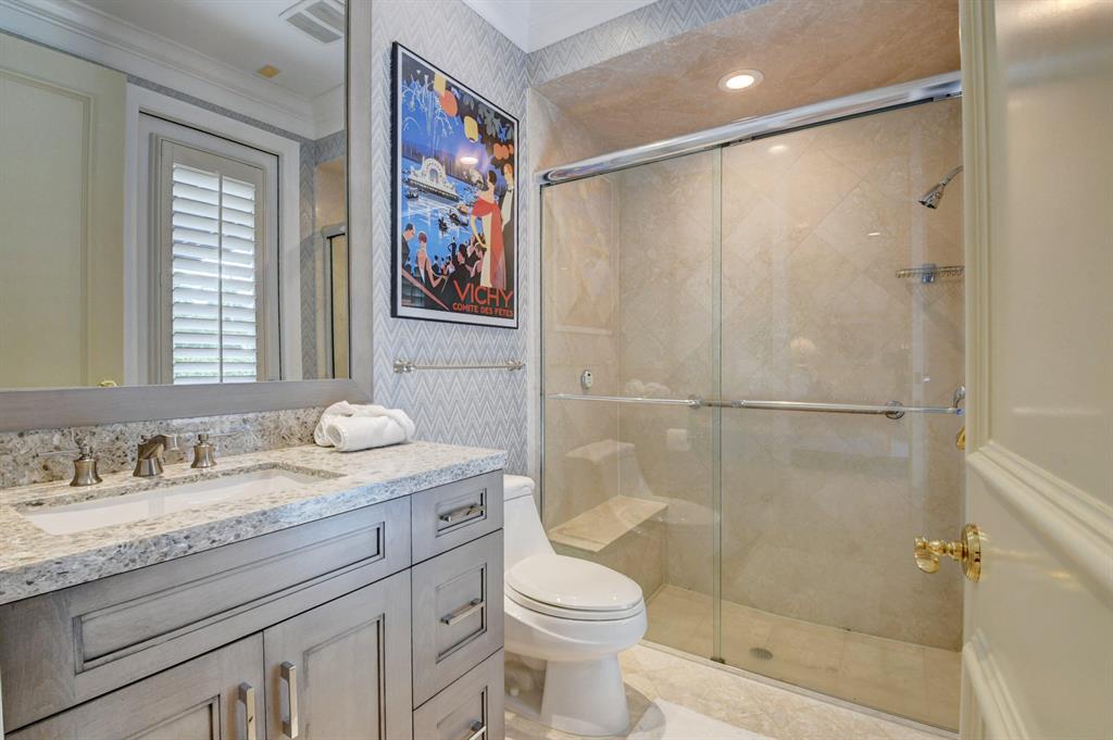 CLUBSIDE AT WOODFIELD COUNTRY CLUB - Residential