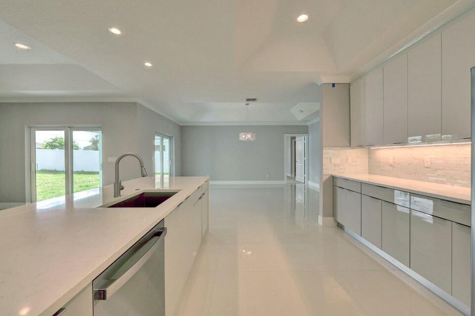 PORT ST LUCIE SECTION 35 - Residential