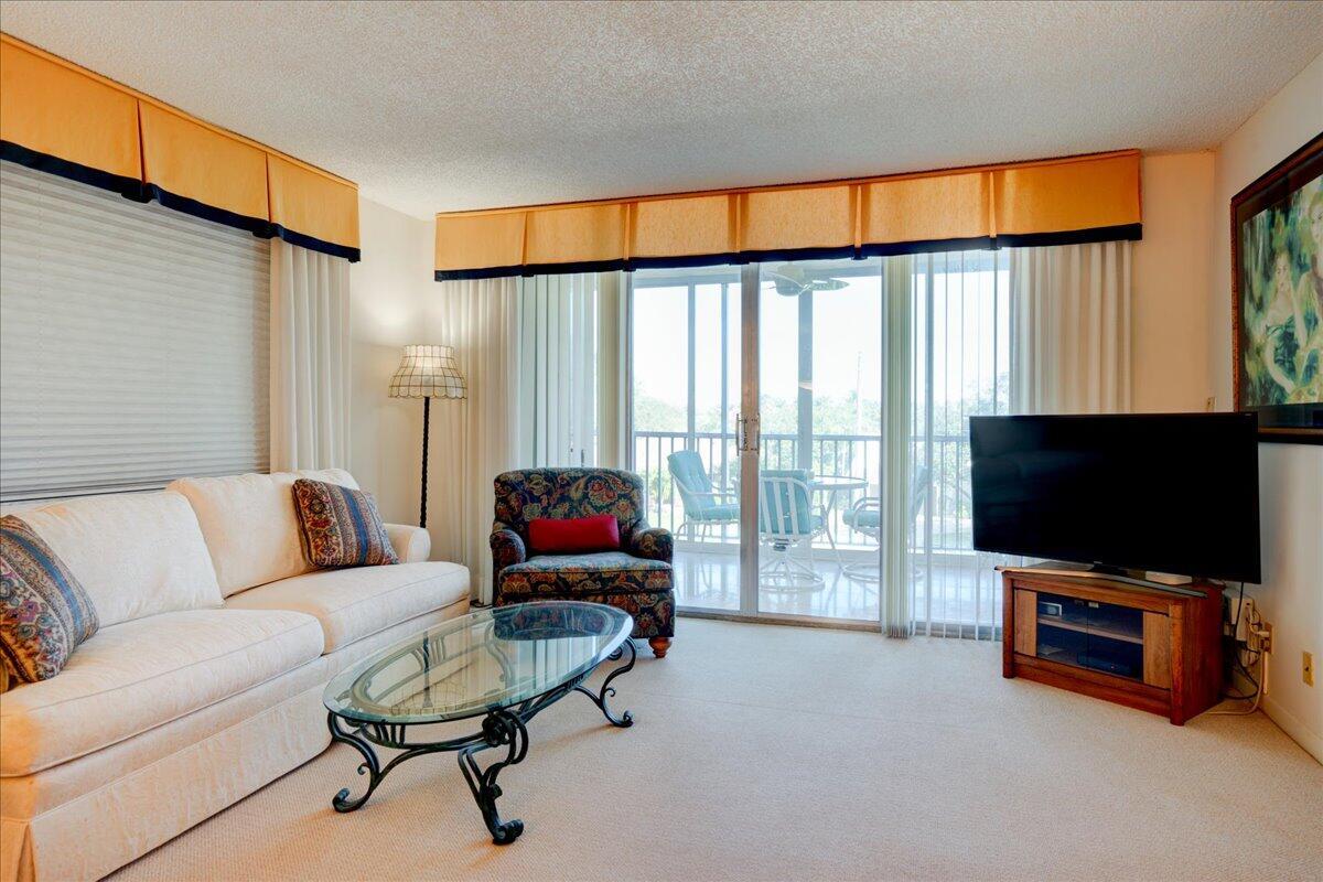 921 Gardenia Drive 370