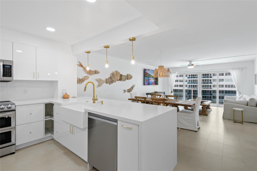 Photo of 3500 GALT OCEAN Drive #604, Fort Lauderdale, FL 33308 (MLS # B26077498)