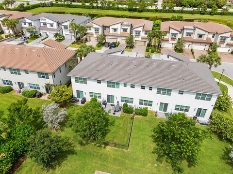 A home in Lake Worth