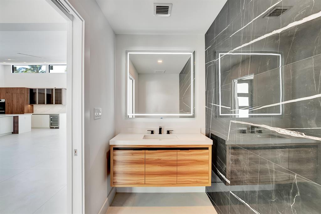 Delaire Country Club - Residential