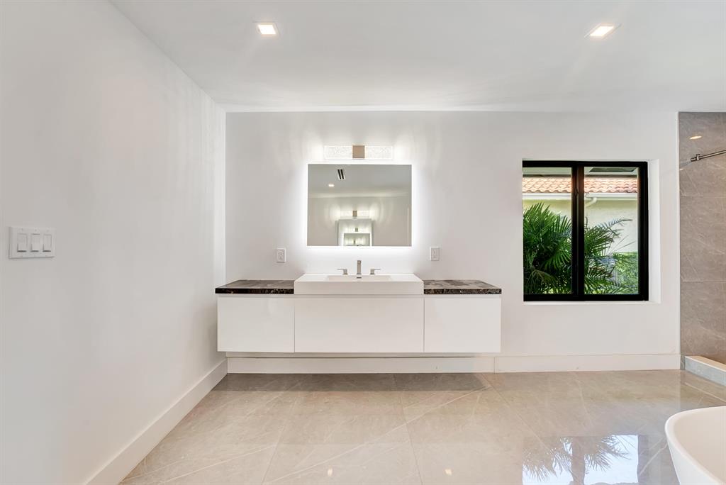 Delaire Country Club - Residential