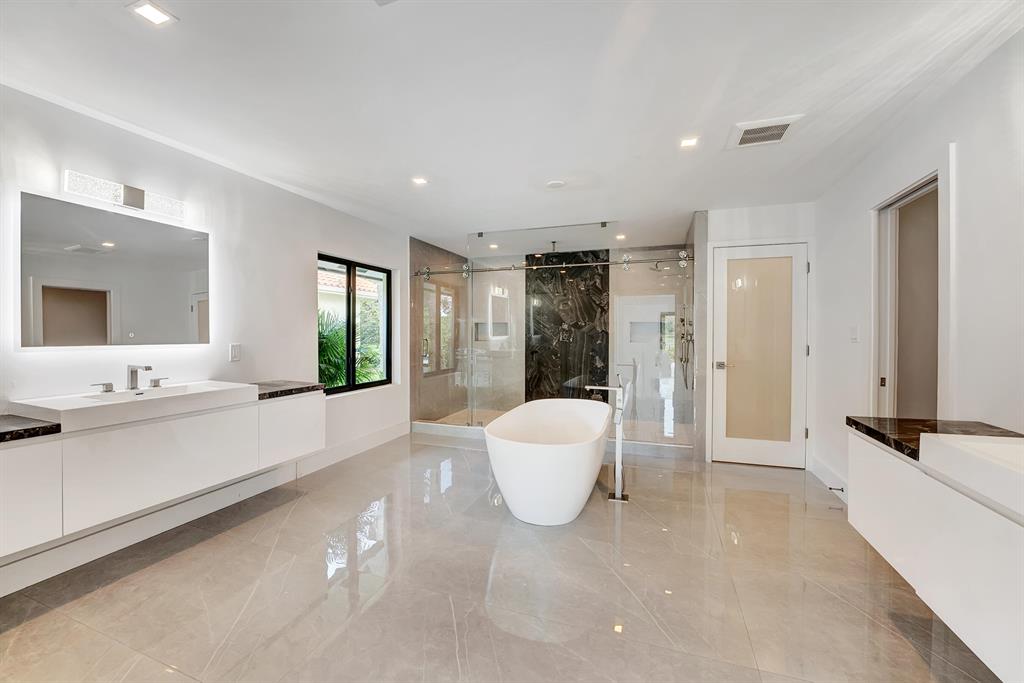 Delaire Country Club - Residential