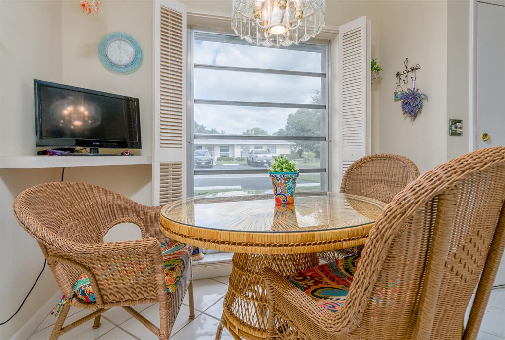 BOCA LAKES CONDO - Residential