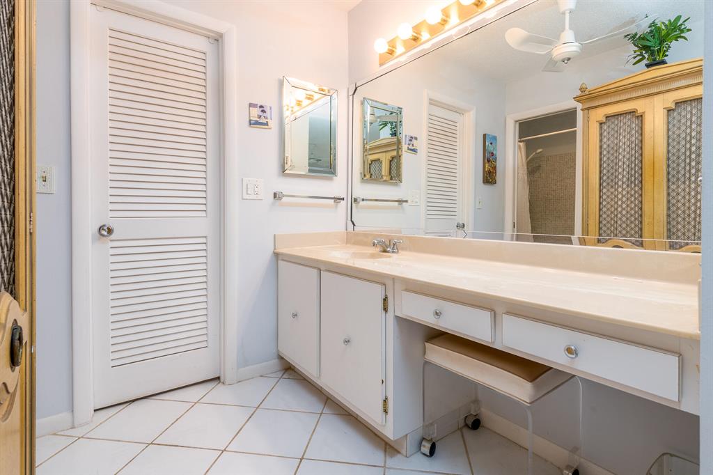 BOCA LAKES CONDO - Residential