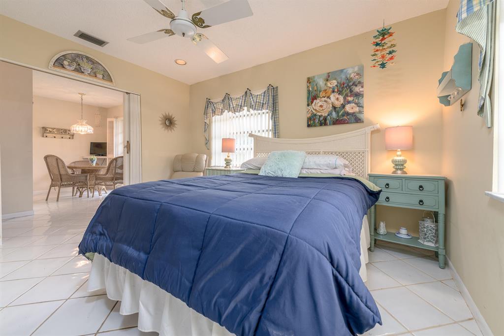 BOCA LAKES CONDO - Residential