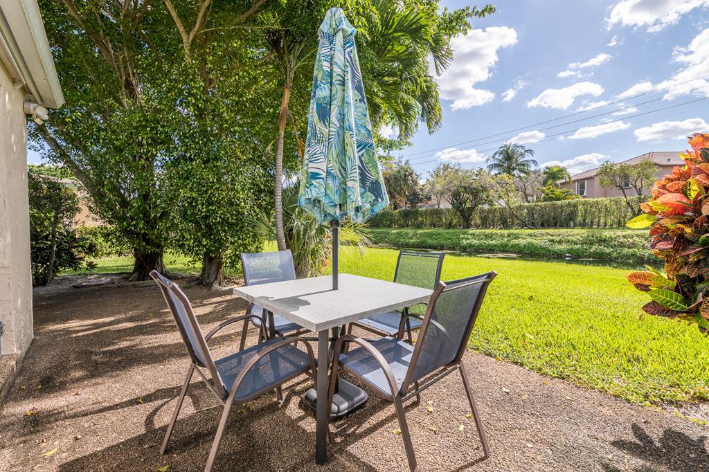 BOCA LAKES CONDO - Residential