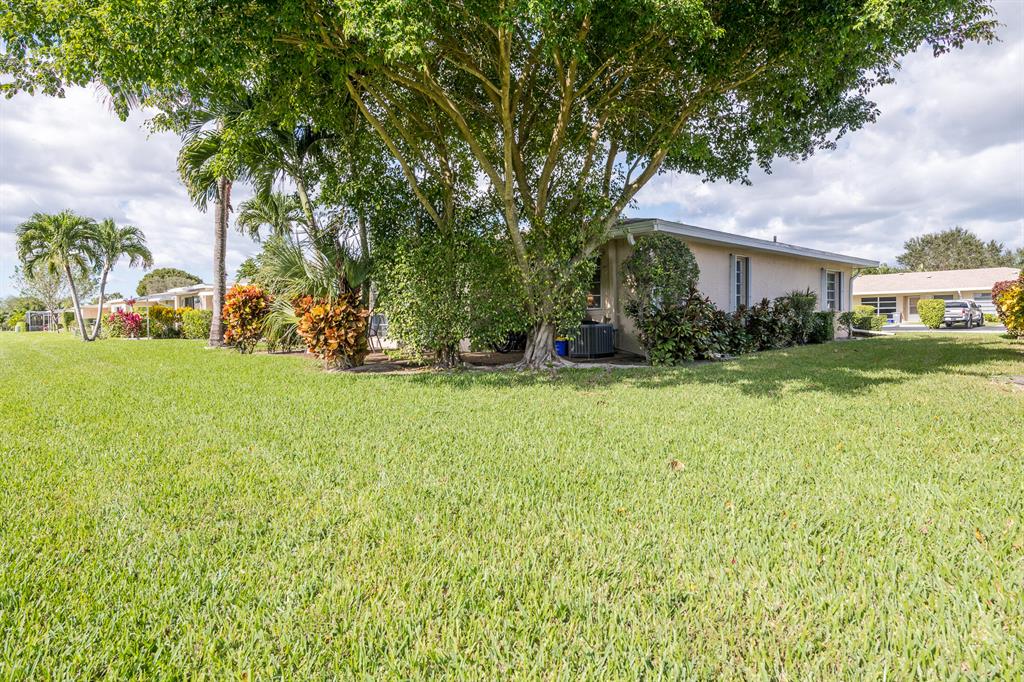 BOCA LAKES CONDO - Residential