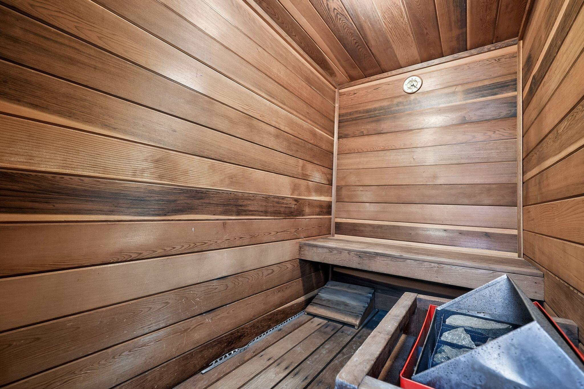 JACARANDA COUNTRY CLUB WEST - Residential